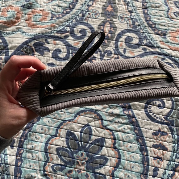 Gray makeup bag - Picture 4 of 6